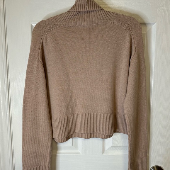 Babaton Aritzia Titus Turtleneck Sweater Sz S - Picture 7 of 7